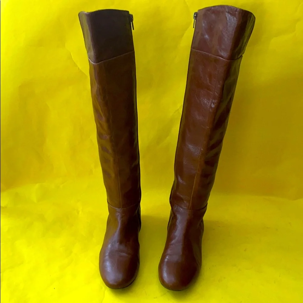 Vintage reddish brown Nine West leather boots